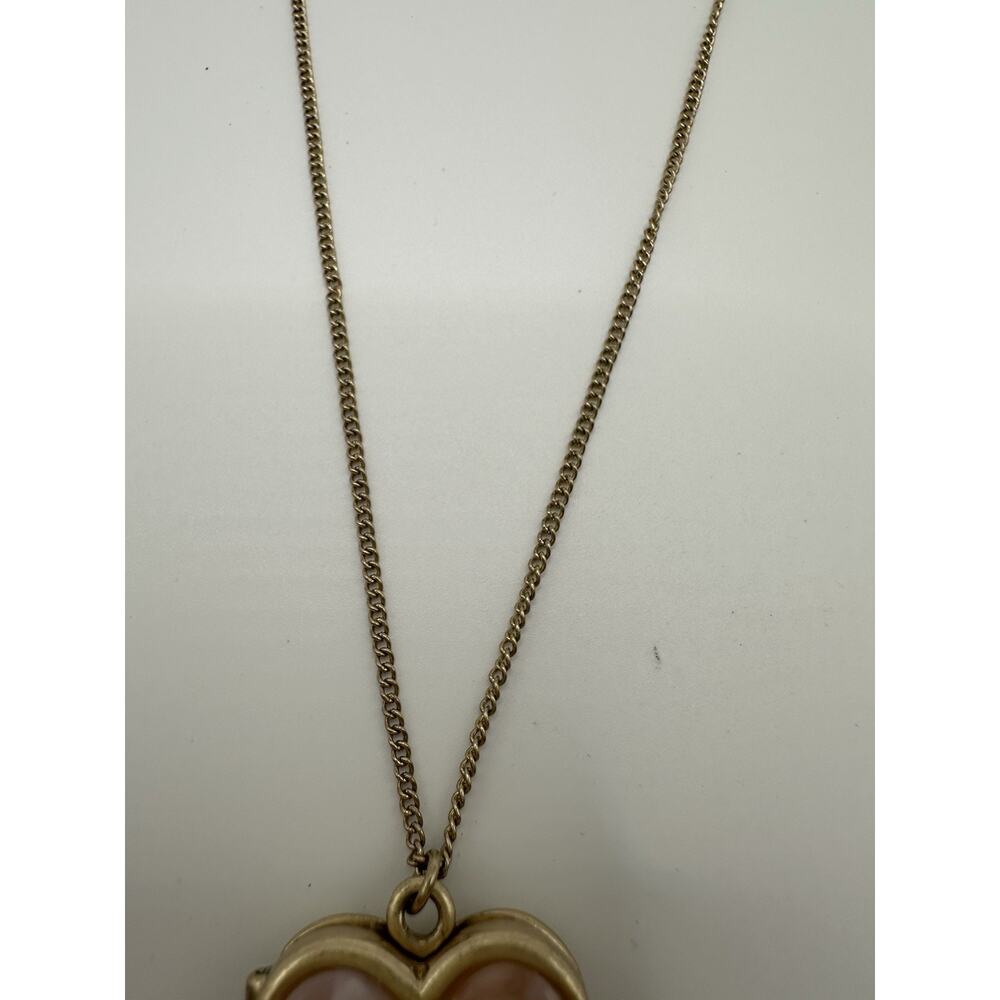 Gold Tone Chain Necklace With Faux Rose Quartz Heart Locket Signed D 16” - Picture 3 of 6